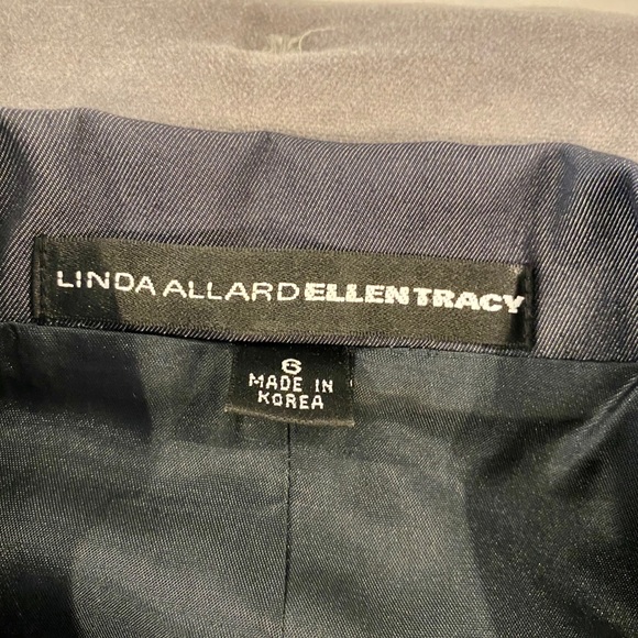 Blazer - Picture 2 of 4